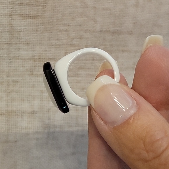 OPAL SHIMMER SQUARE ACRYLIC RING - Picture 4 of 7